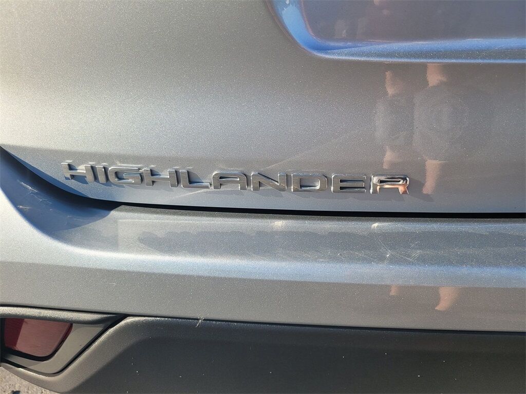 2023 Toyota Highlander LE Roseville CA