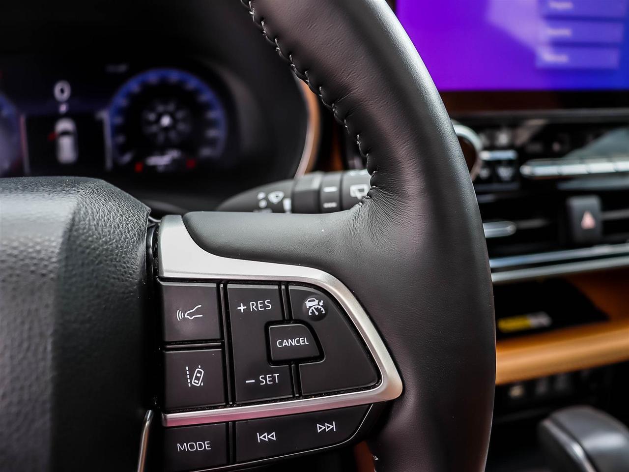 2023 Toyota Highlander Limited Mississauga ON