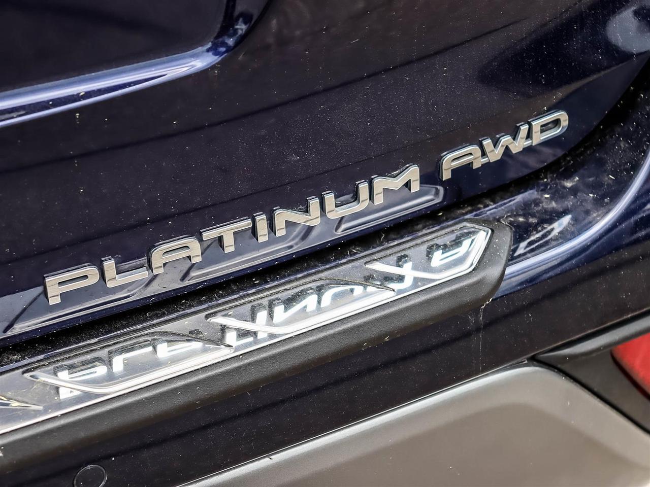 2023 Toyota Highlander Limited Mississauga ON