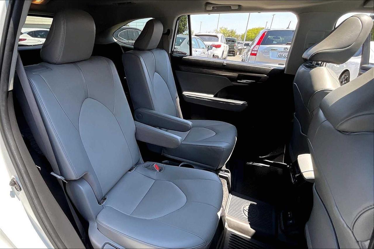 2023 Toyota Highlander Limited Roseville CA
