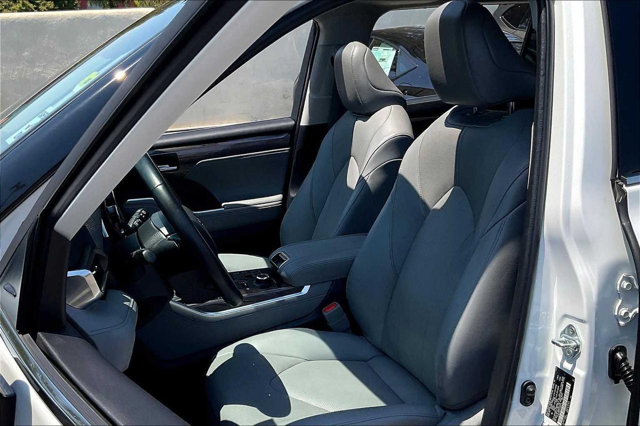 2023 Toyota Highlander Limited Roseville CA