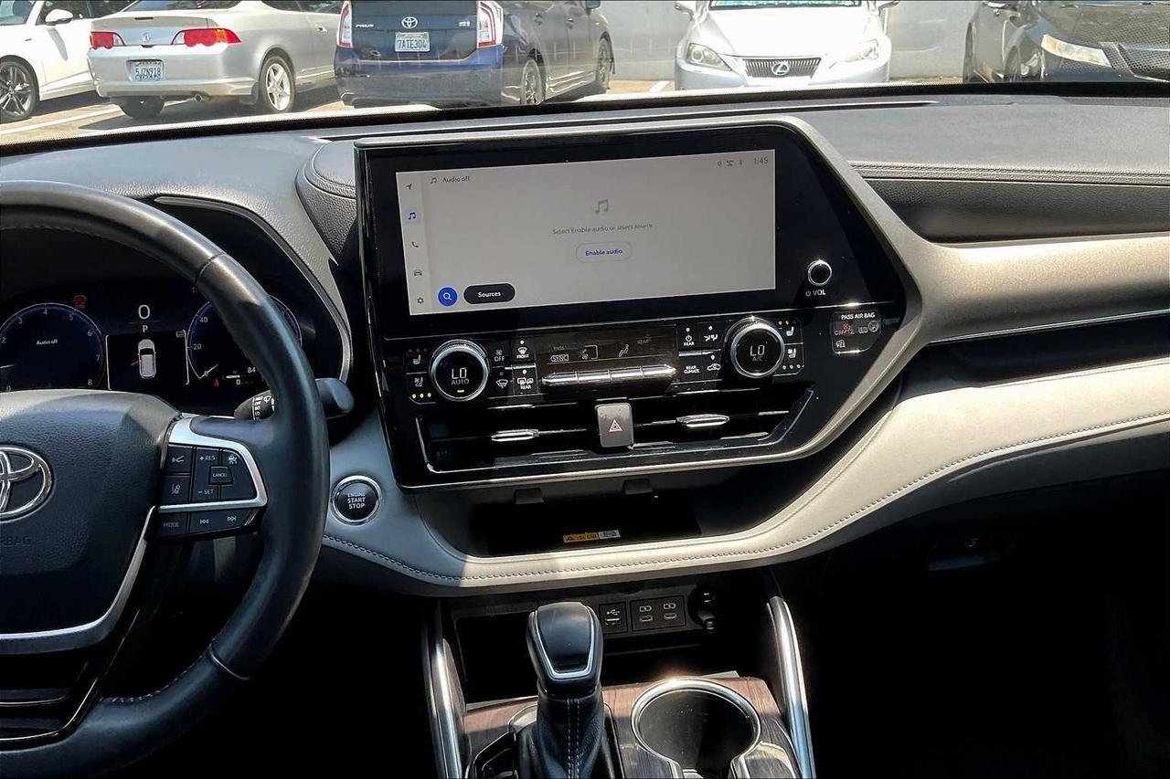 2023 Toyota Highlander Limited Roseville CA