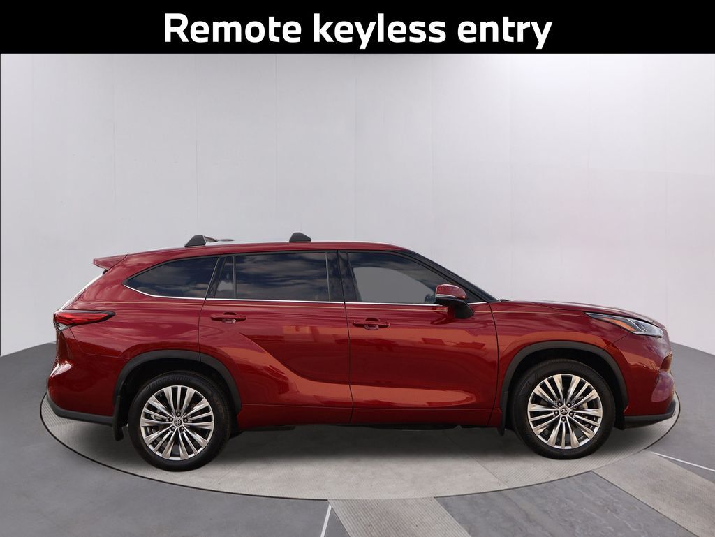 2023 Toyota Highlander Platinum