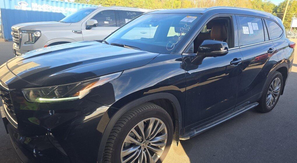 2023 Toyota Highlander Platinum San Clemente CA
