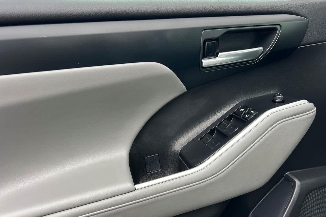 2023 Toyota Highlander XLE Roseville CA