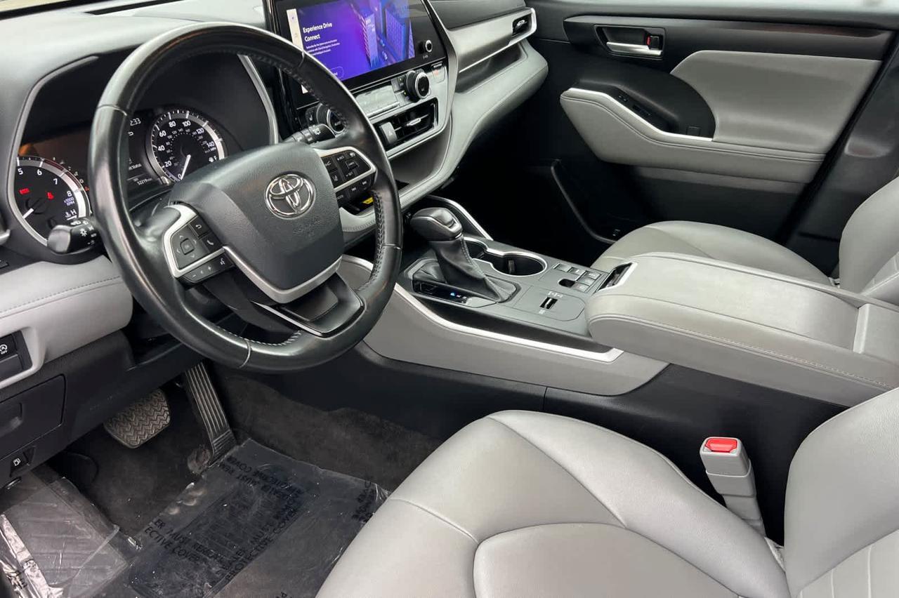 2023 Toyota Highlander XLE Roseville CA