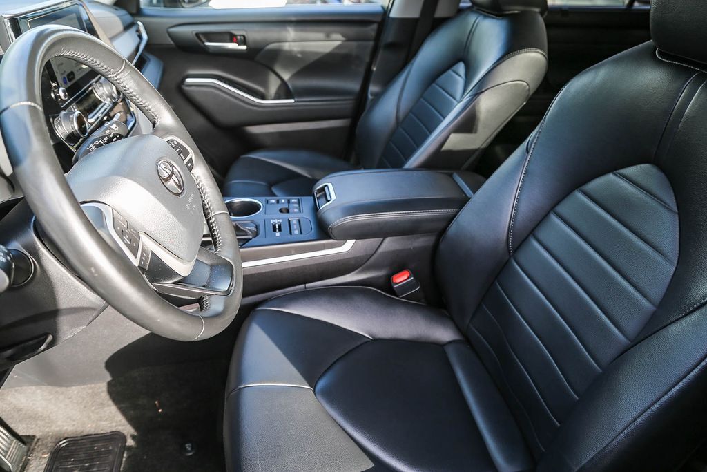 2023 Toyota Highlander XLE Renton WA 2023 Toyota Highlander XLE Renton WA