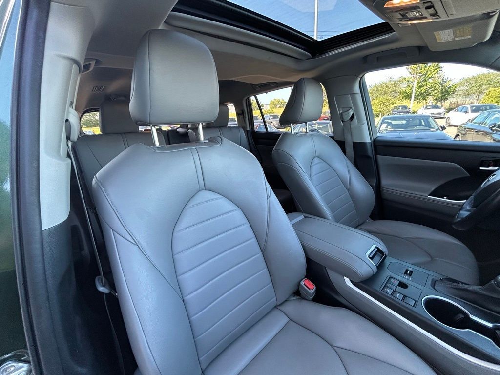 2023 Toyota Highlander XLE Lakeland FL