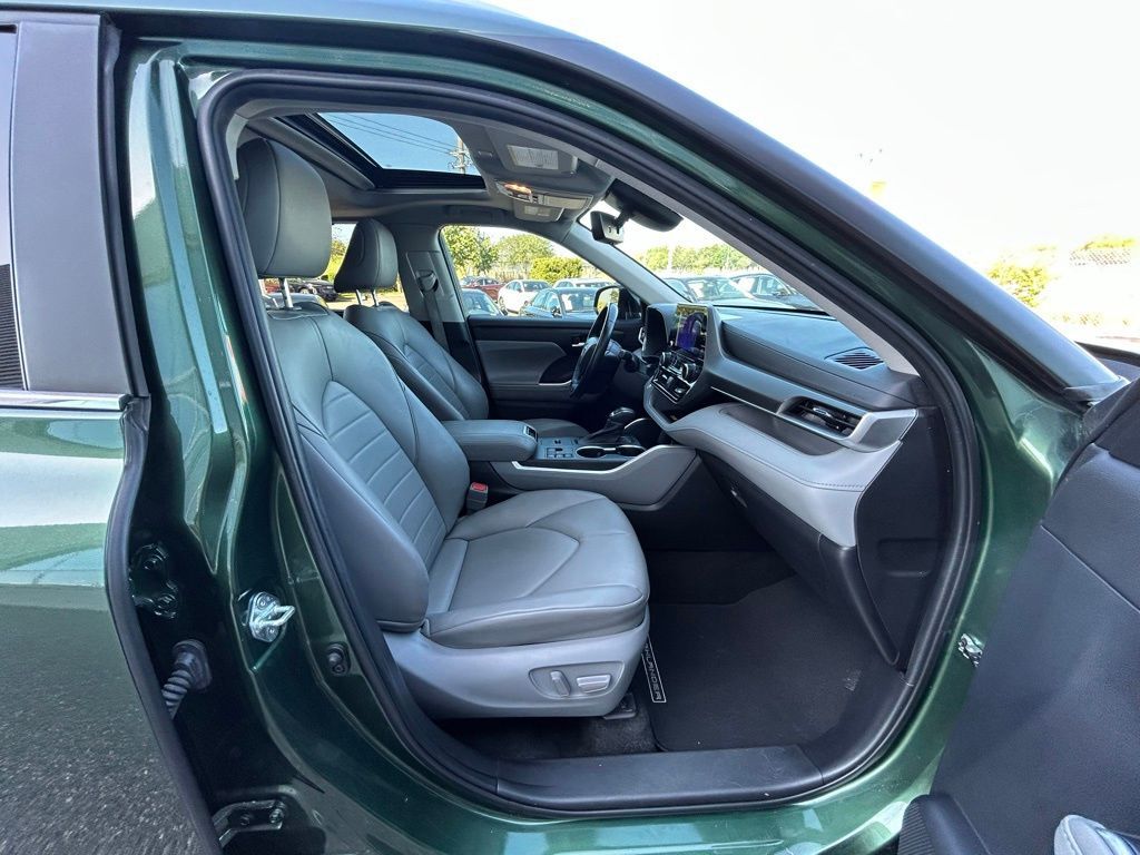 2023 Toyota Highlander XLE Lakeland FL