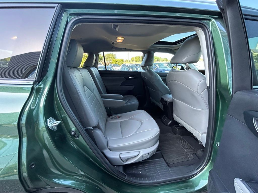 2023 Toyota Highlander XLE Lakeland FL