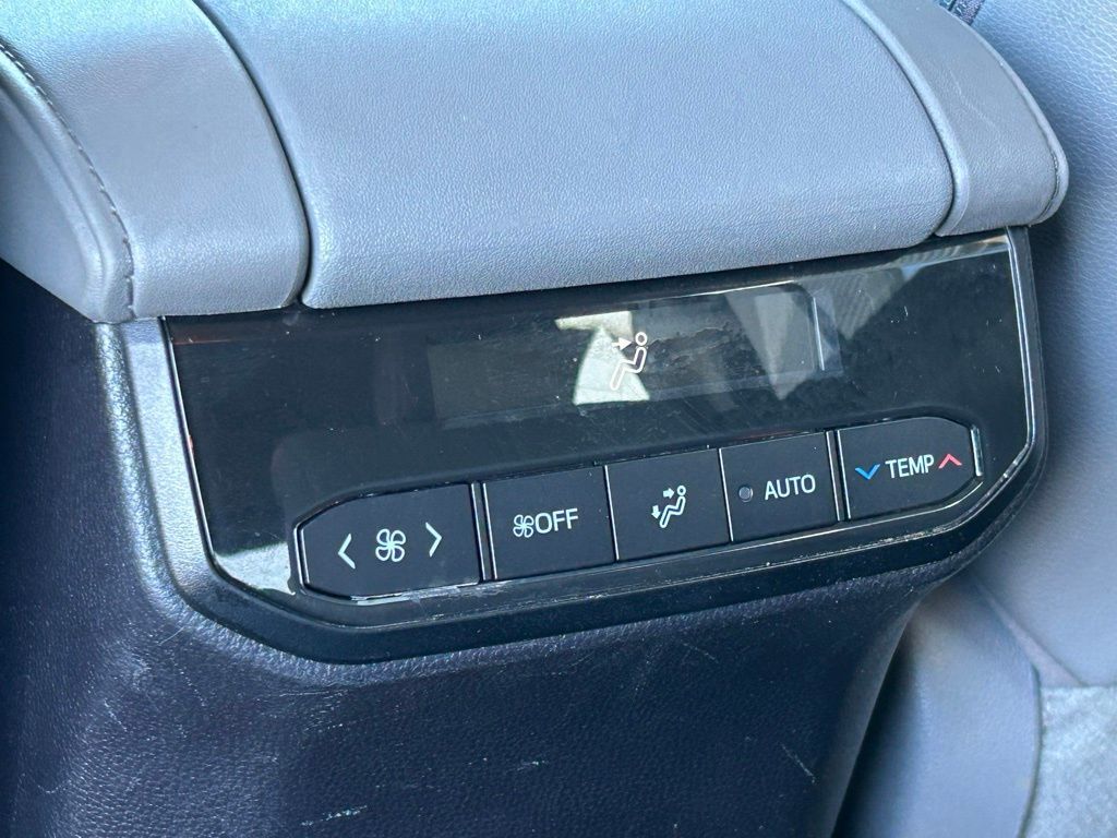 2023 Toyota Highlander XLE Lakeland FL