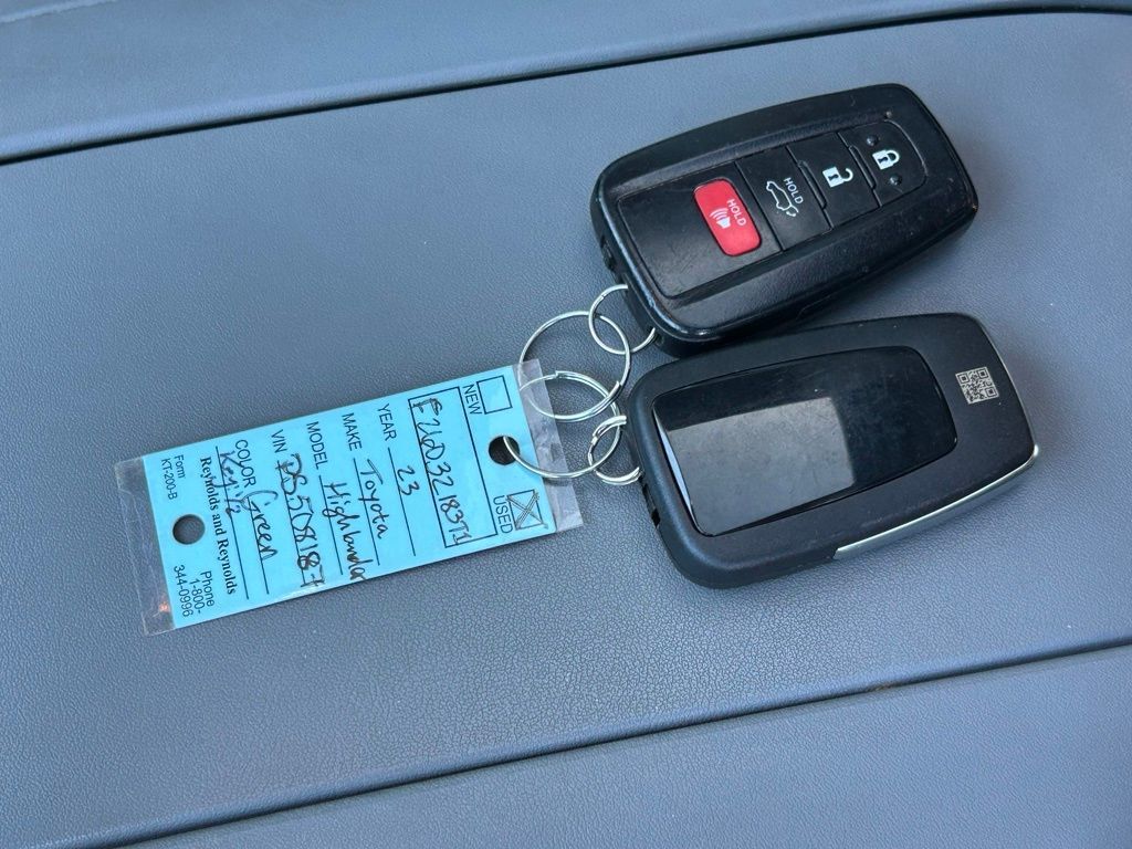 2023 Toyota Highlander XLE Lakeland FL