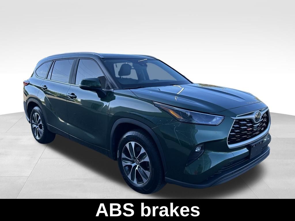 2023 Toyota Highlander XLE Lakeland FL