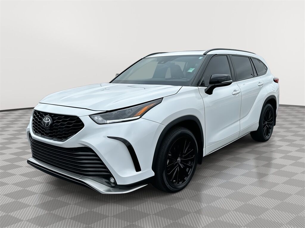 2023 Toyota Highlander XSE