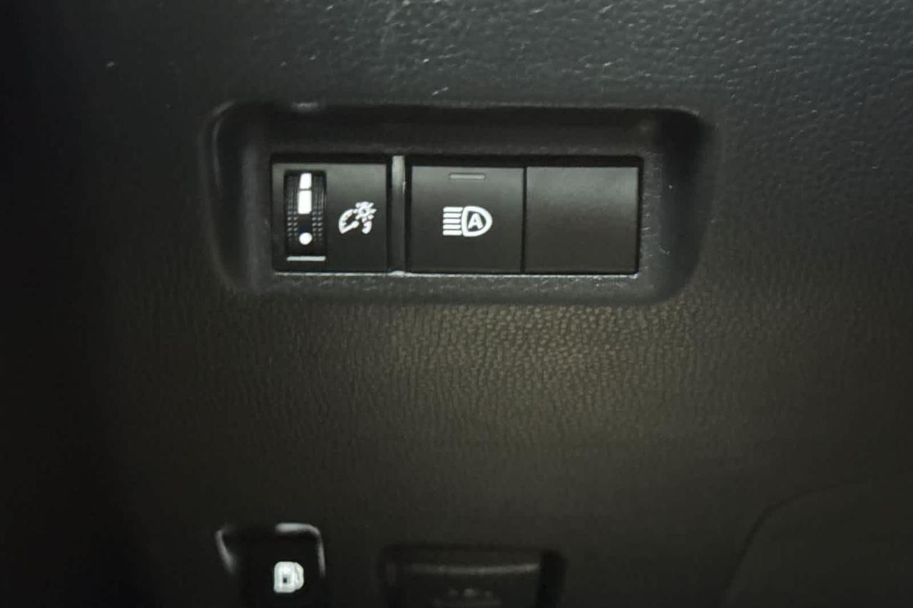 2023 Toyota RAV4 Hybrid LE Roseville CA