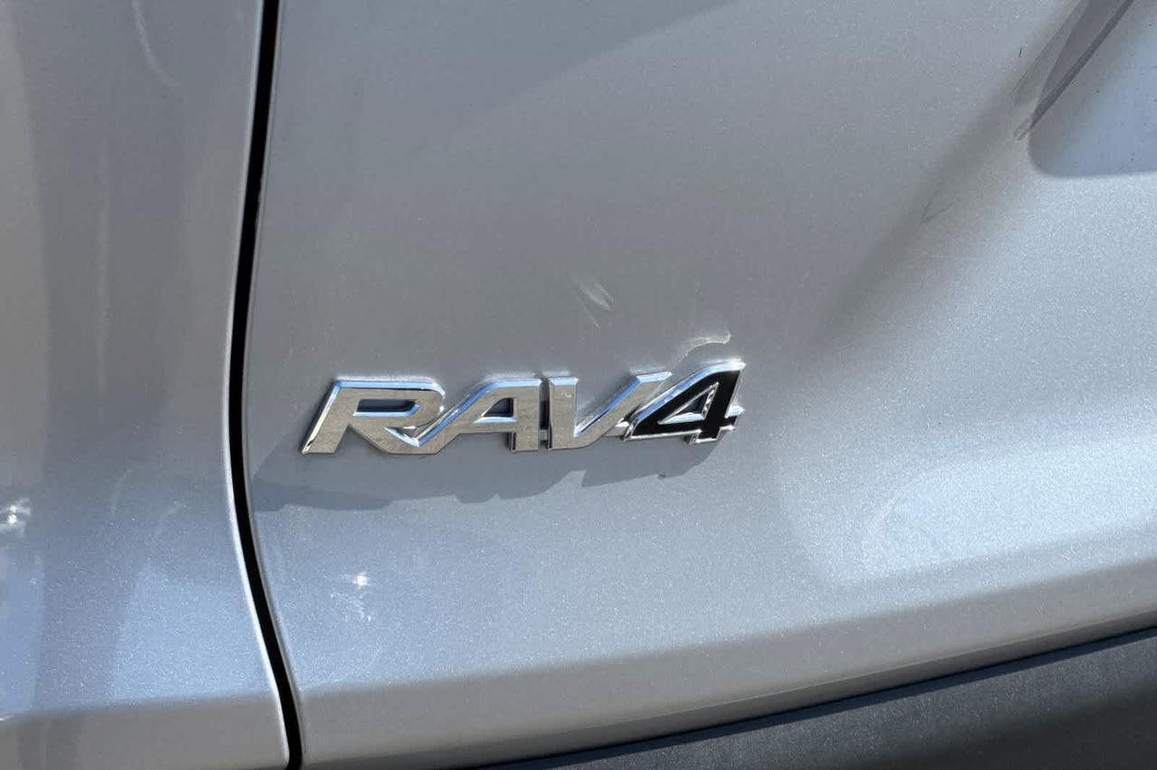2023 Toyota RAV4 Hybrid LE Roseville CA