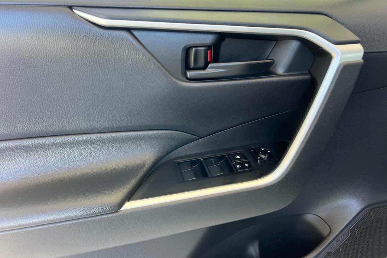 2023 Toyota RAV4 Hybrid LE Roseville CA