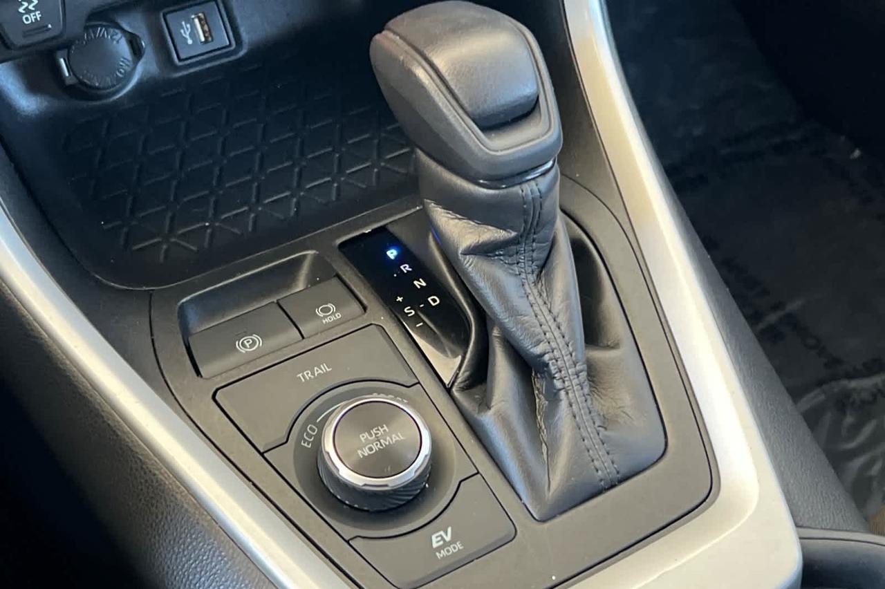 2023 Toyota RAV4 Hybrid LE Roseville CA