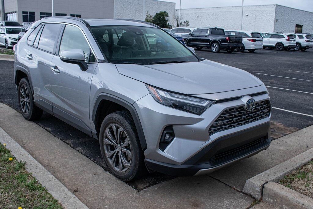 2023 Toyota RAV4 Hybrid Limited Oklahoma City OK