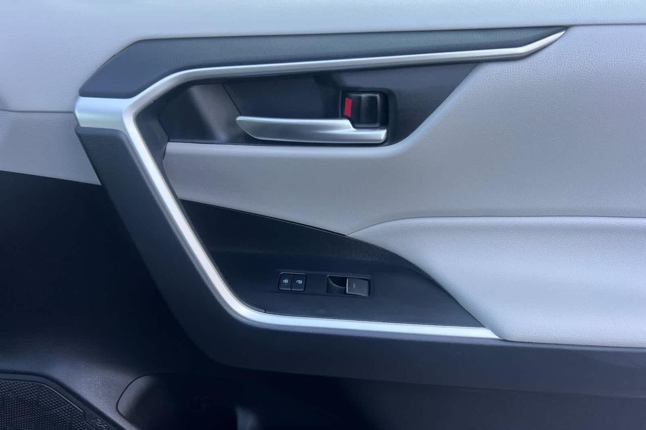 2023 Toyota RAV4 Hybrid XLE Roseville CA