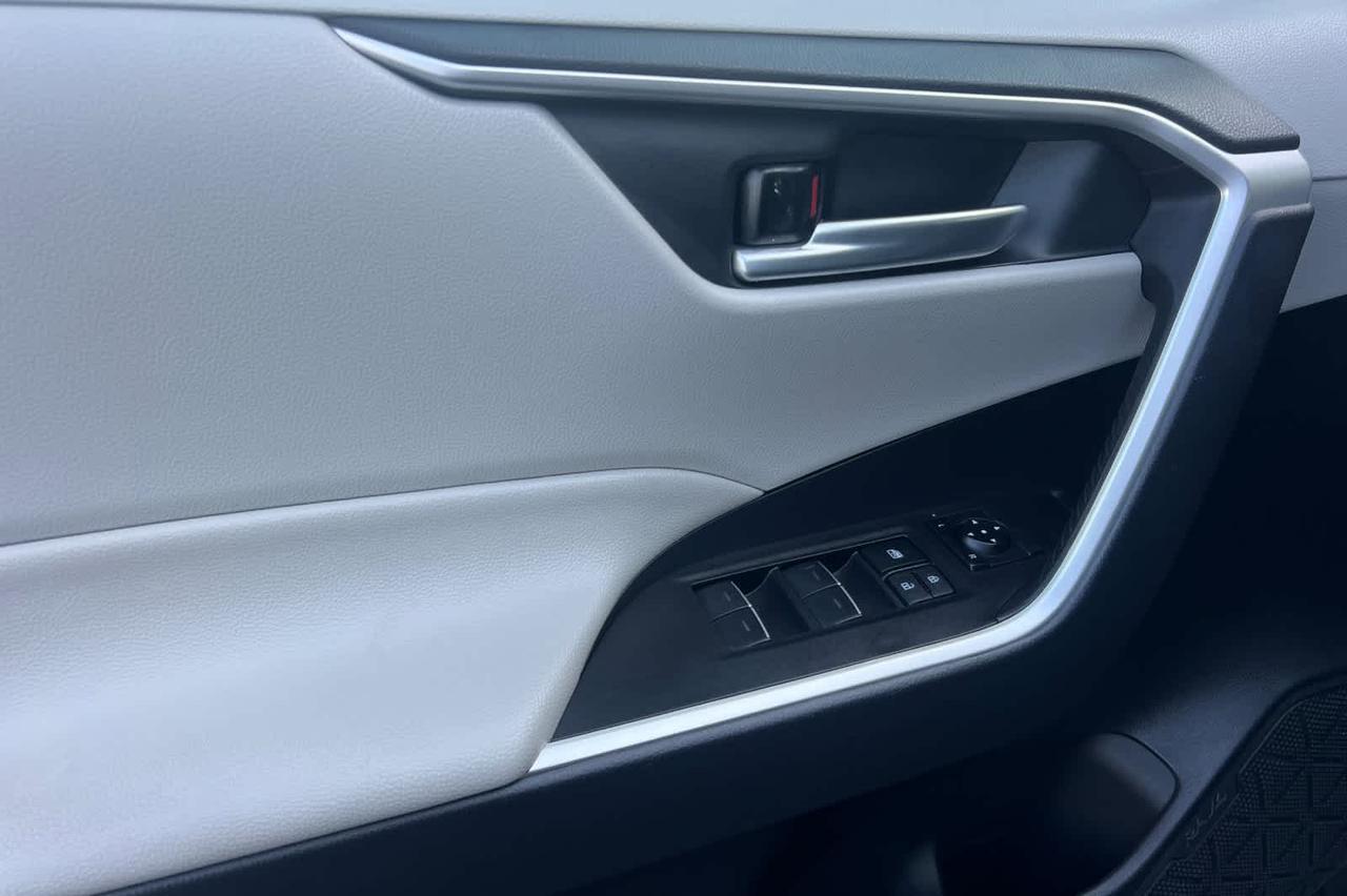 2023 Toyota RAV4 Hybrid XLE Roseville CA