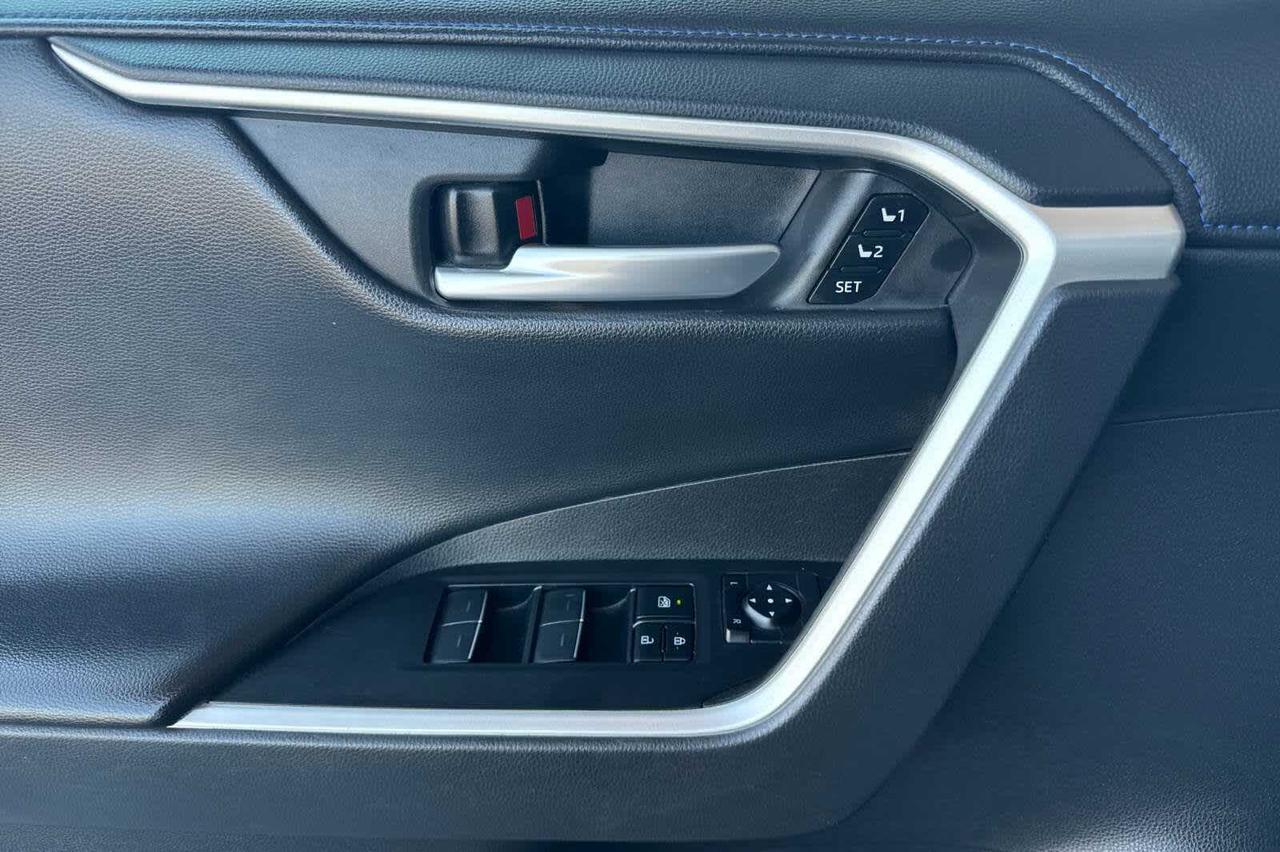 2023 Toyota RAV4 Hybrid XSE Roseville CA