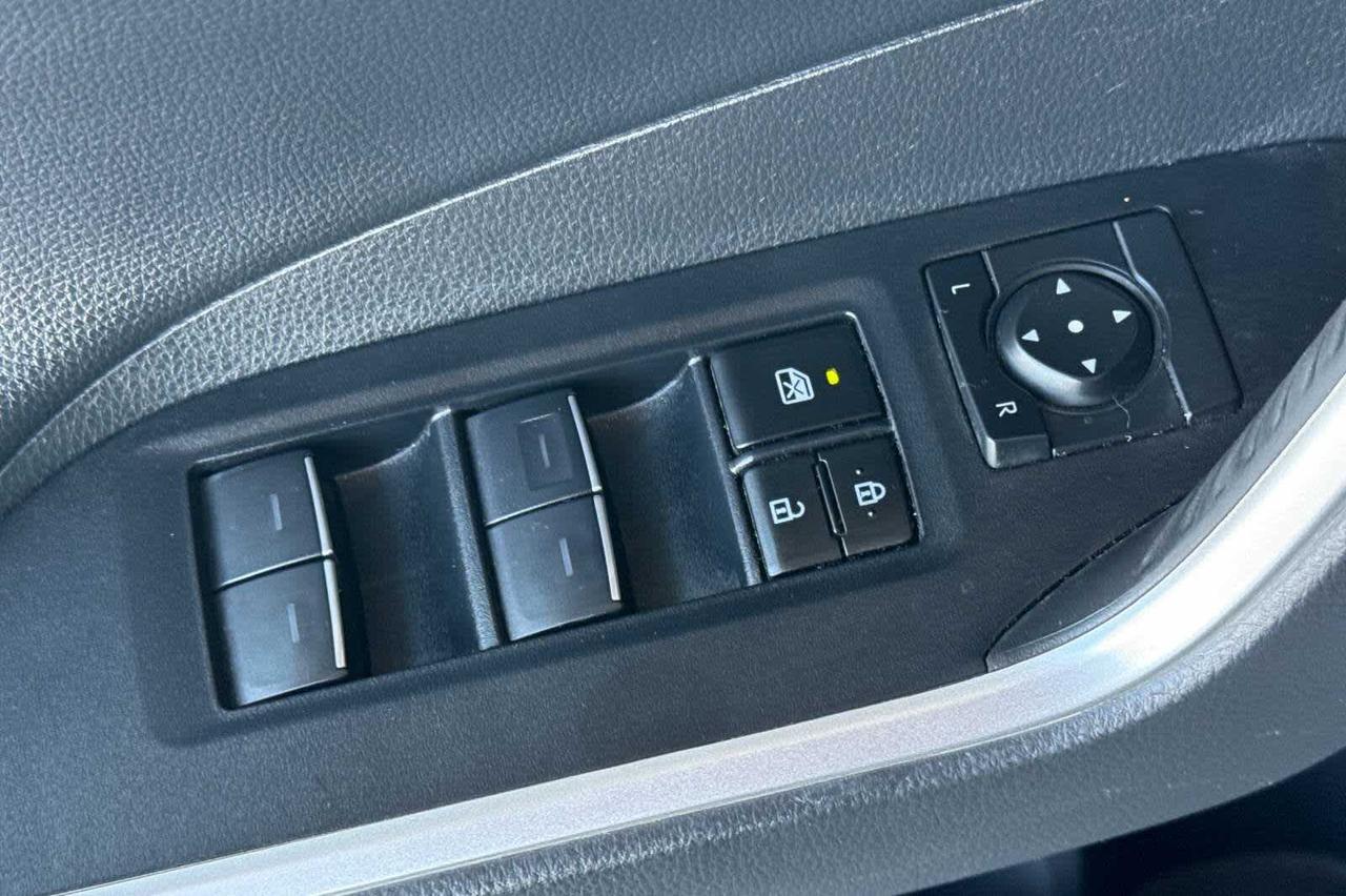 2023 Toyota RAV4 Hybrid XSE Roseville CA