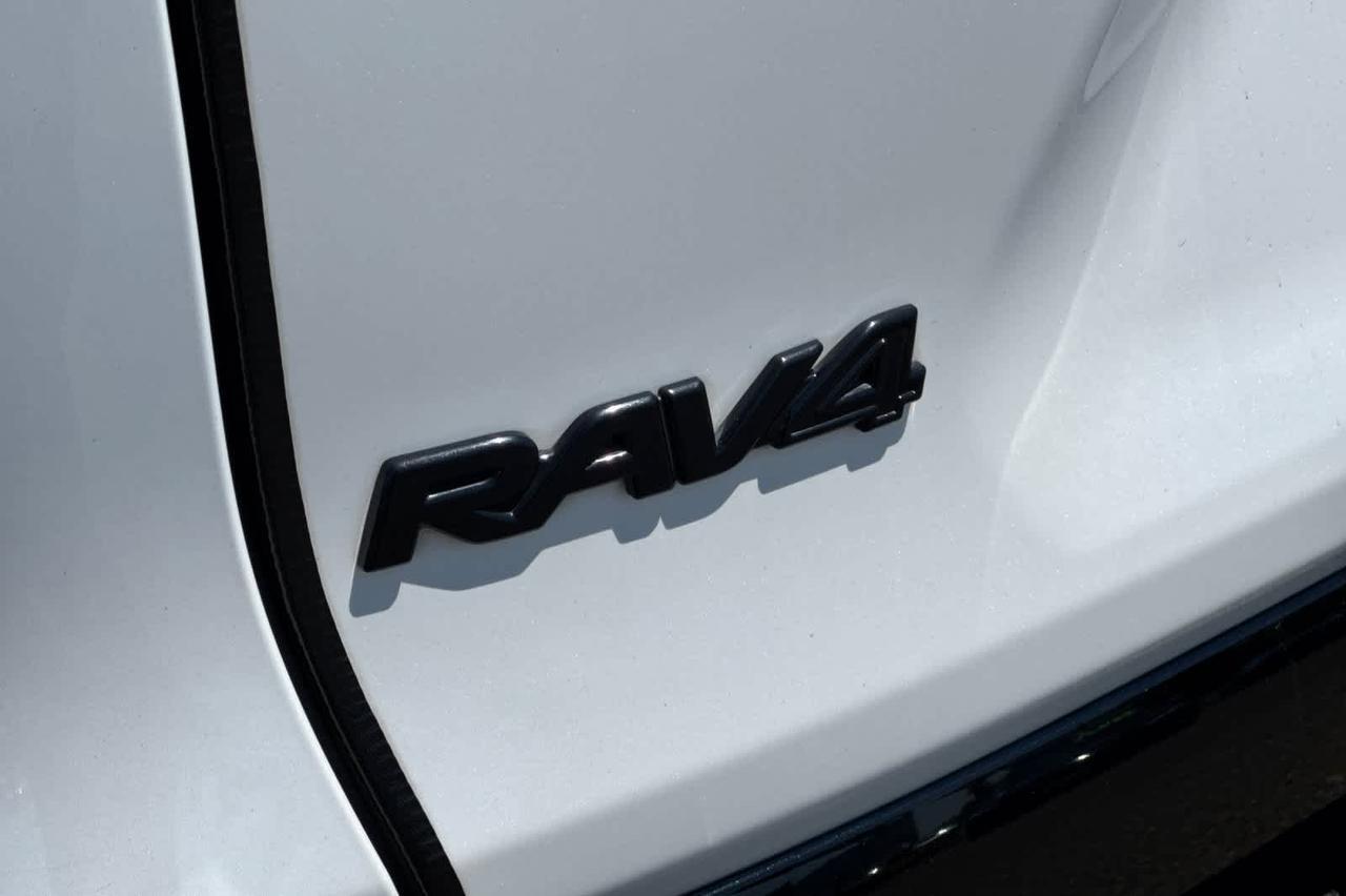 2023 Toyota RAV4 Hybrid XSE Roseville CA