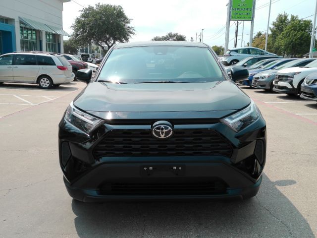 2023 Toyota RAV4 LE 2023 Toyota RAV4 LE