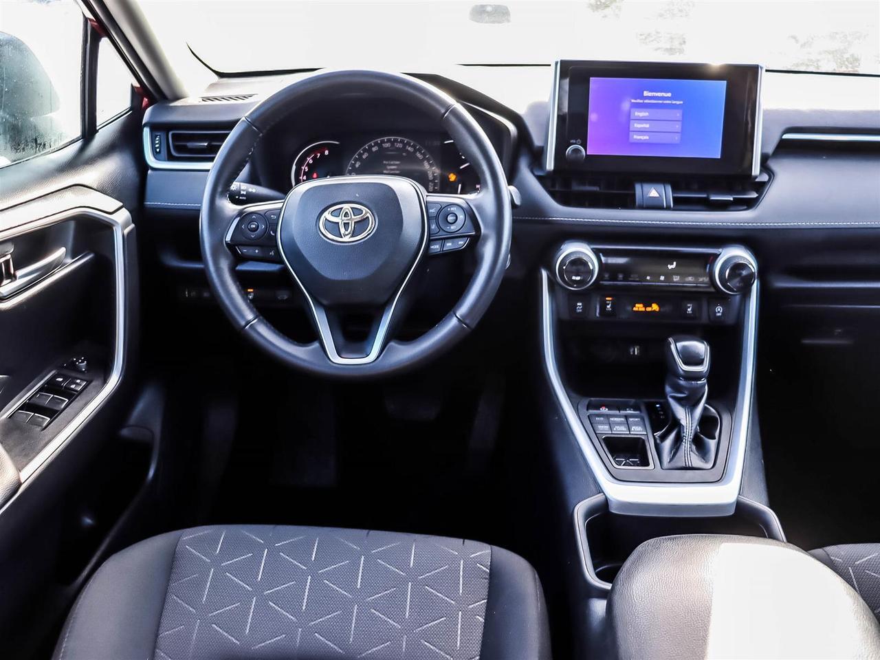 2023 Toyota RAV4 XLE Mississauga ON