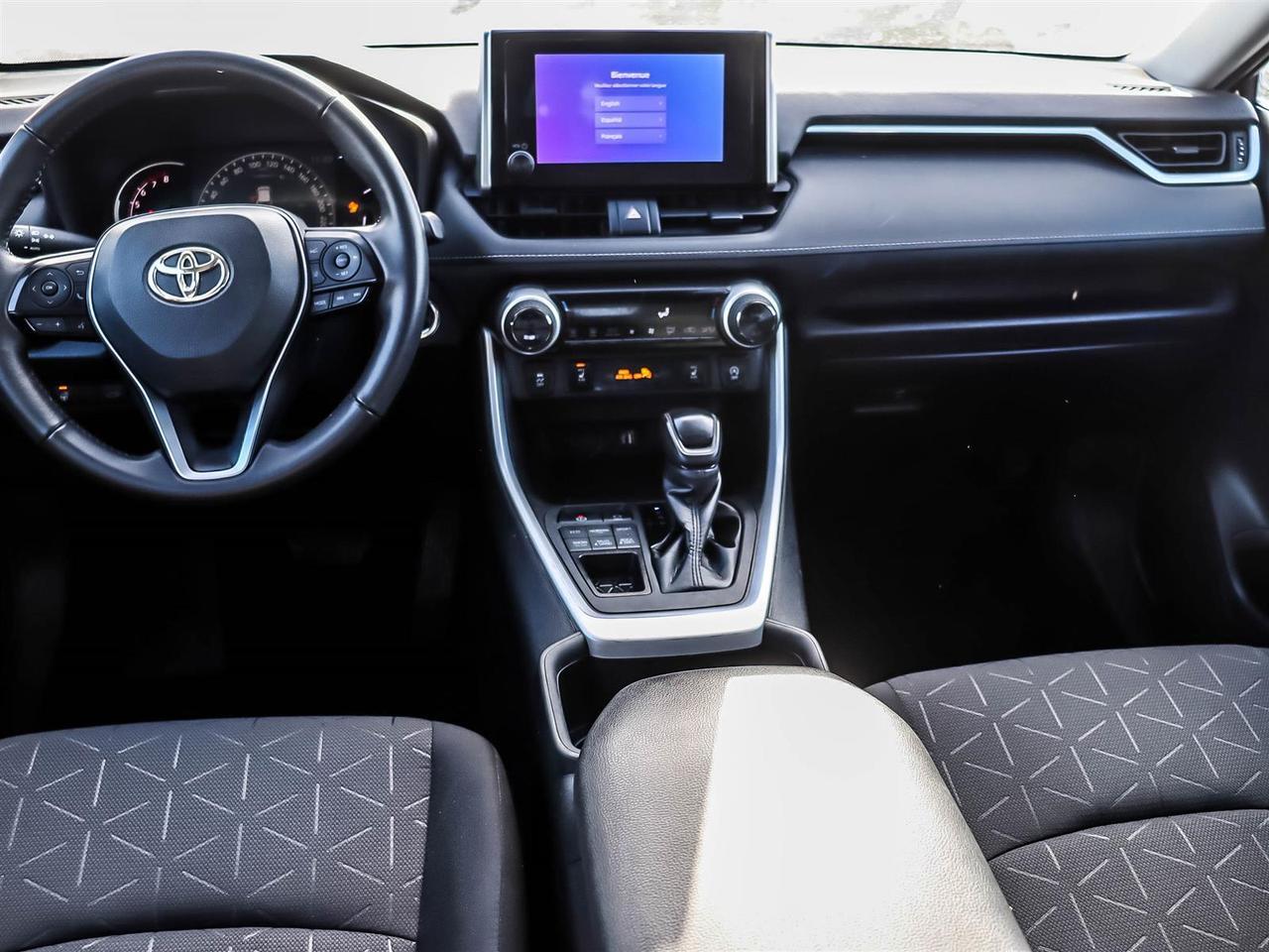 2023 Toyota RAV4 XLE Mississauga ON