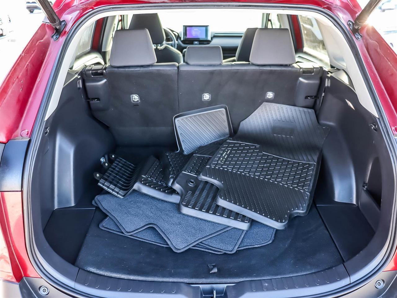 2023 Toyota RAV4 XLE Mississauga ON