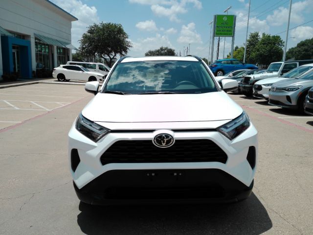 2023 Toyota RAV4 XLE 2023 Toyota RAV4 XLE