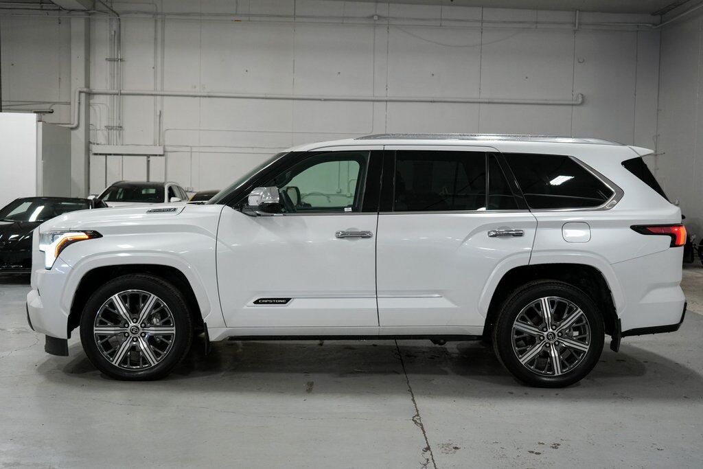 2023 Toyota Sequoia Capstone 2023 Toyota Sequoia Capstone