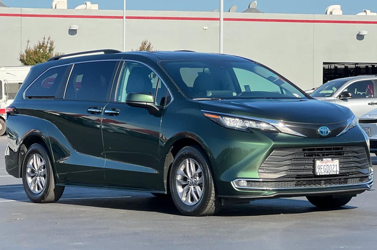 2023 Toyota Sienna XLE Roseville CA
