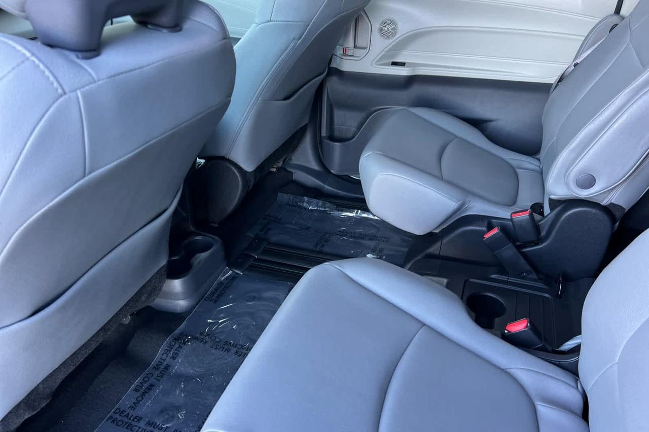 2023 Toyota Sienna XLE Roseville CA