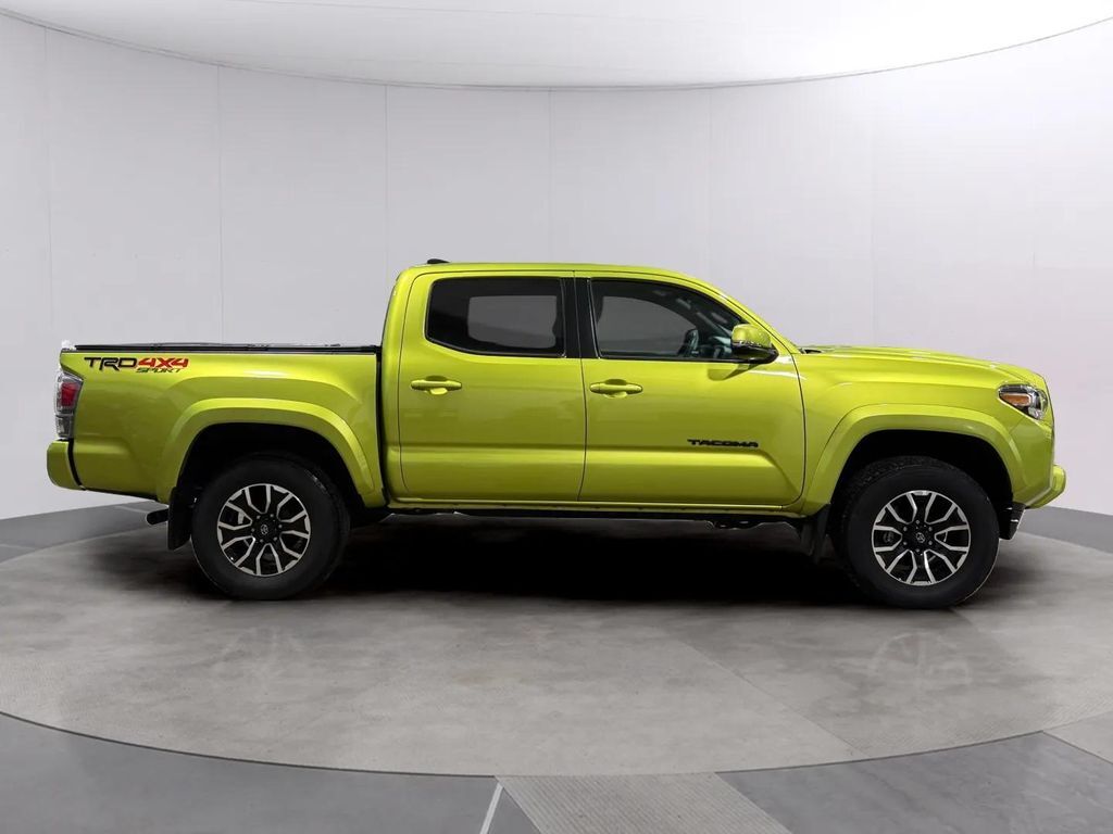 2023 Toyota Tacoma TRD Sport V6