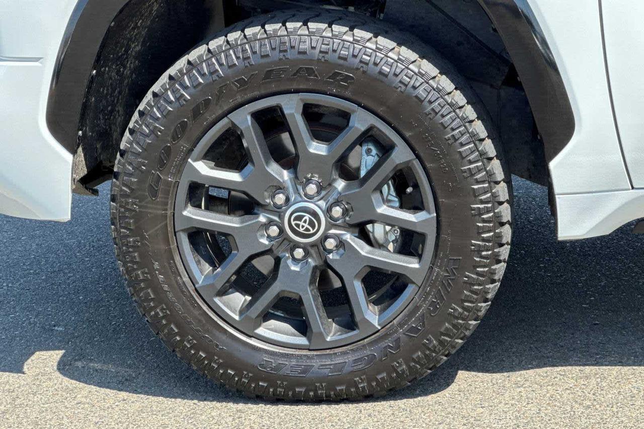 2023 Toyota Tundra Platinum Hybrid Roseville CA