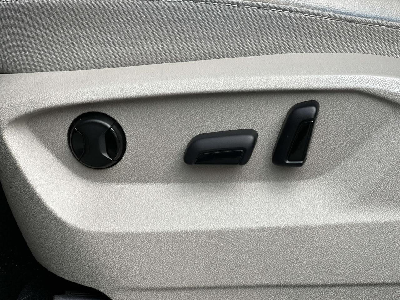 2023 Volkswagen Atlas 2.0T SE w/Technology Woodbridge VA