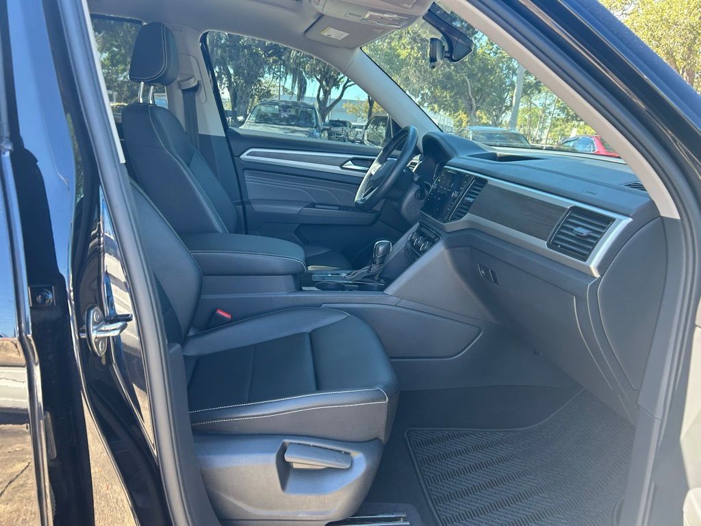 2023 Volkswagen Atlas 2.0T SE w/Technology Tampa FL