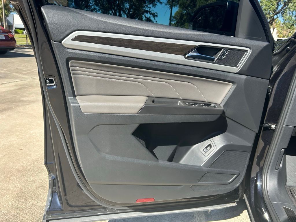2023 Volkswagen Atlas 2.0T SE w/Technology Tampa FL