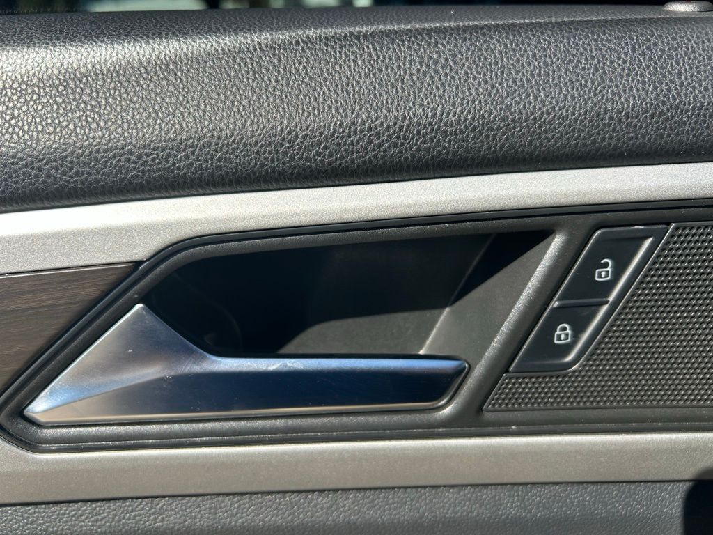 2023 Volkswagen Atlas 2.0T SE w/Technology Tampa FL