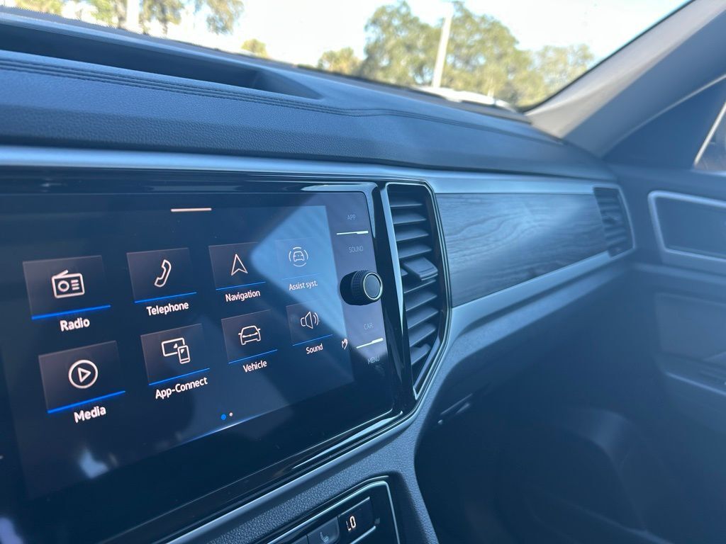 2023 Volkswagen Atlas 2.0T SE w/Technology Tampa FL