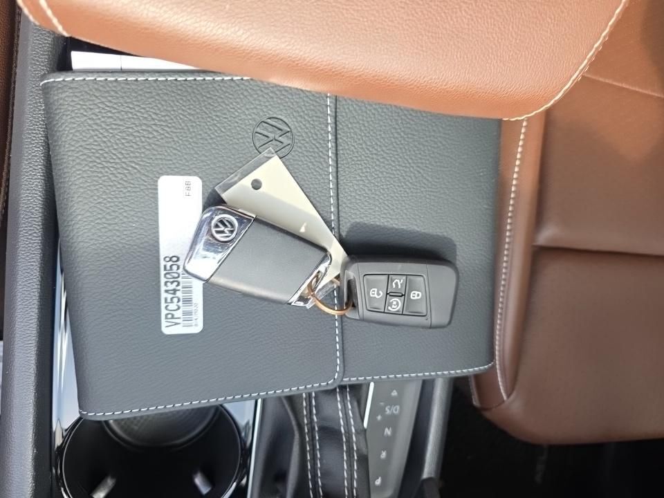 2023 Volkswagen Atlas 2.0T SE w/Technology Tampa FL