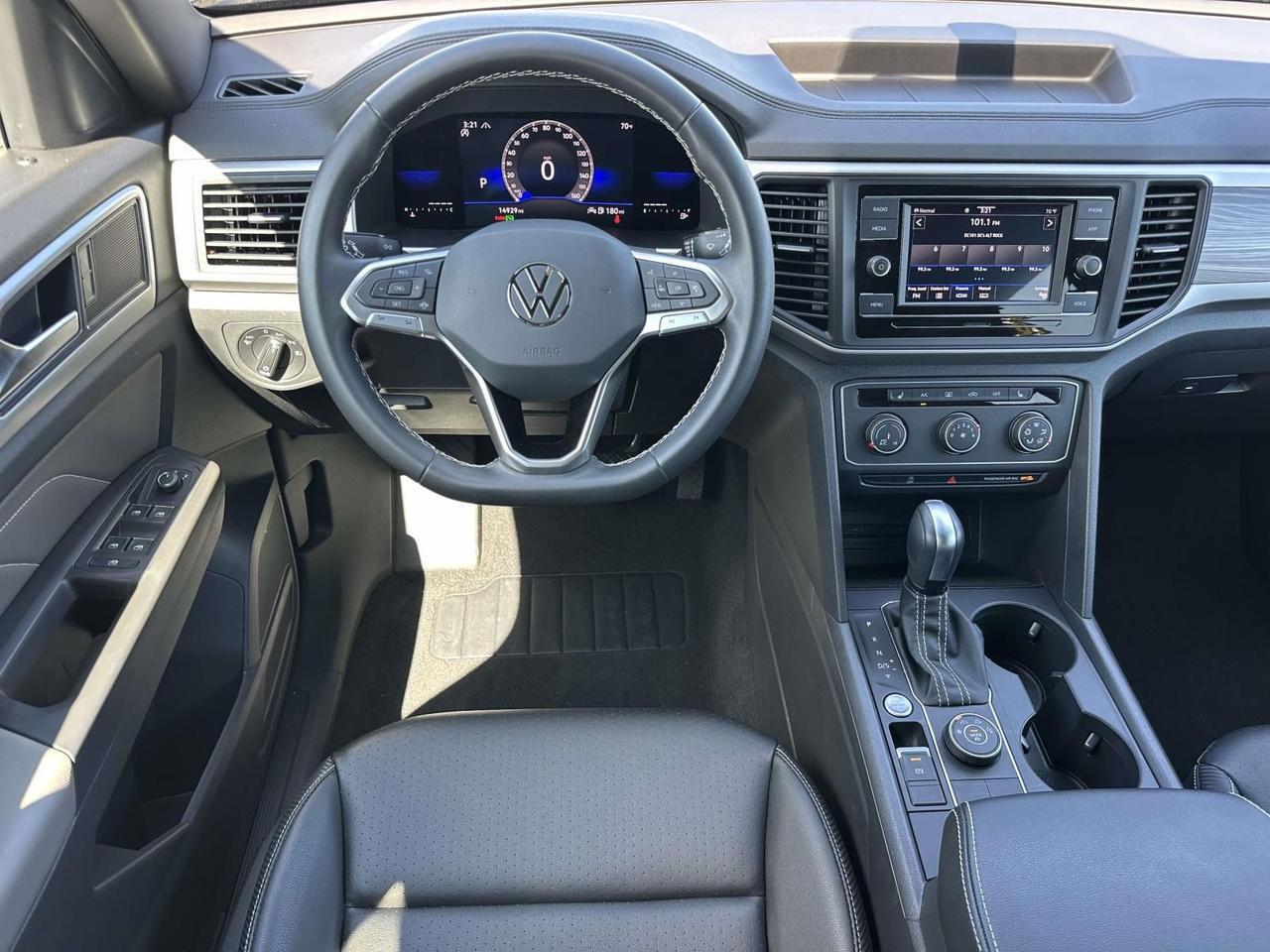 2023 Volkswagen Atlas Cross Sport 2.0T SE Woodbridge VA