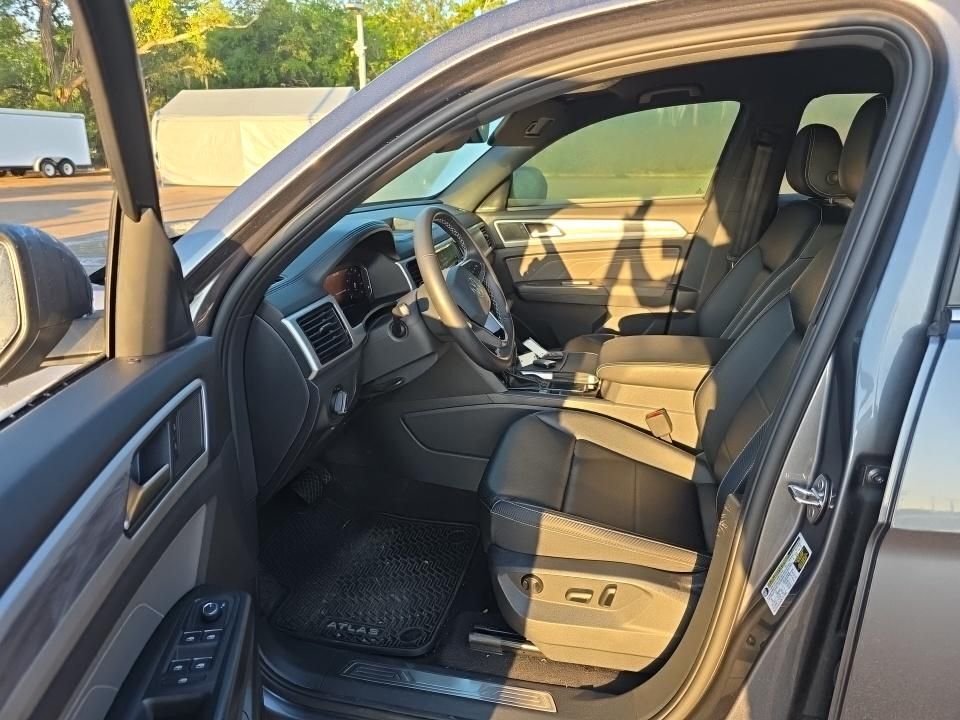 2023 Volkswagen Atlas Cross Sport 3.6L V6 SE w/Technology Tampa FL