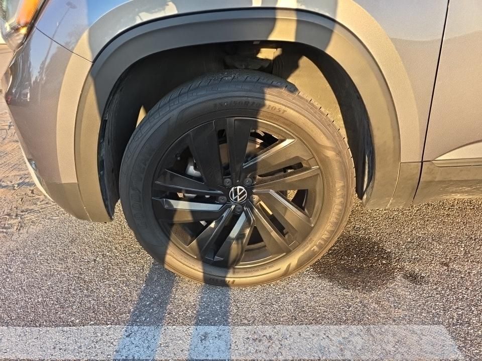 2023 Volkswagen Atlas Cross Sport 3.6L V6 SE w/Technology Tampa FL