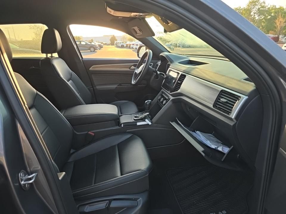 2023 Volkswagen Atlas Cross Sport 3.6L V6 SE w/Technology Tampa FL