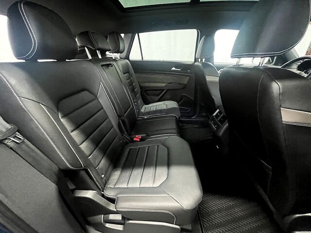 2023 Volkswagen Atlas Cross Sport 3.6L V6 SEL Premium R-Line Oshkosh WI