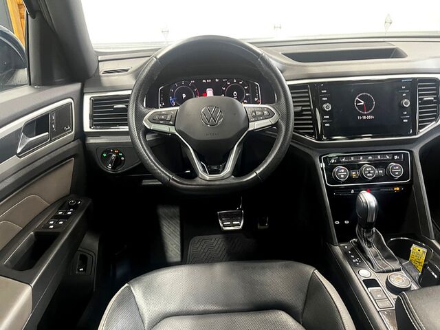 2023 Volkswagen Atlas Cross Sport 3.6L V6 SEL Premium R-Line Oshkosh WI